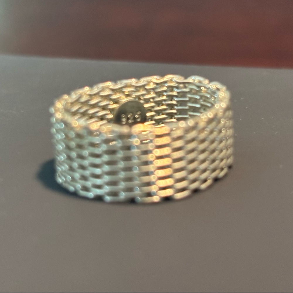 Elegant Silver Mesh Ring